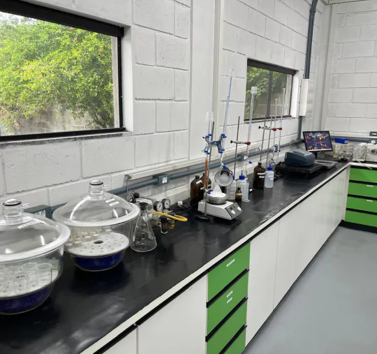 laboratorio-qualidade-Quimifertil-analise-em-fertilizantes-Paranagua-e-Sao-Francisco-do-Sul-1.png